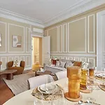 Elegant 2 Chambres Climatise - Champs-Elysees