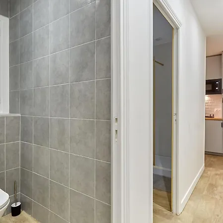 Elegant 2 Climatise - Champs-elysees Apartment *
